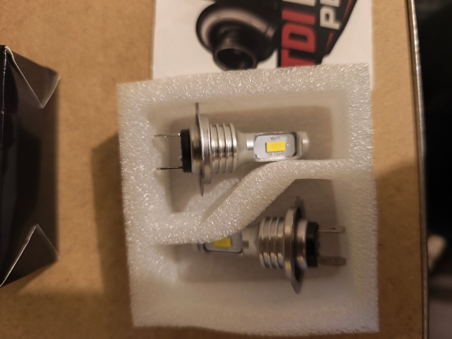 Ampoules H7 25000K – Effet Bleu Glacé – Plug & Play – En Stock