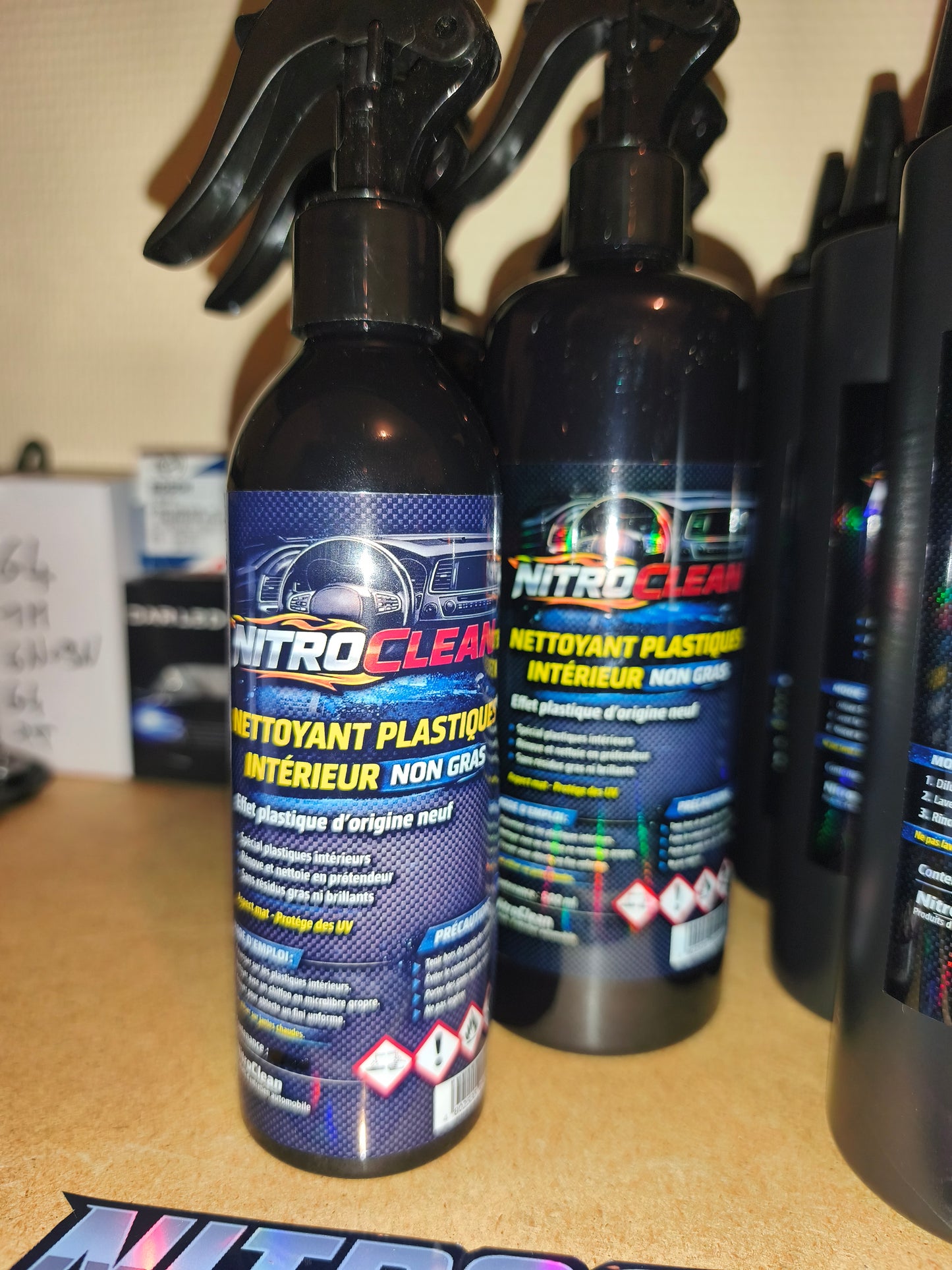 Nettoyant Plastiques Intérieur NitroClean 500ml – Effet Neuf, Finition Non Grasse